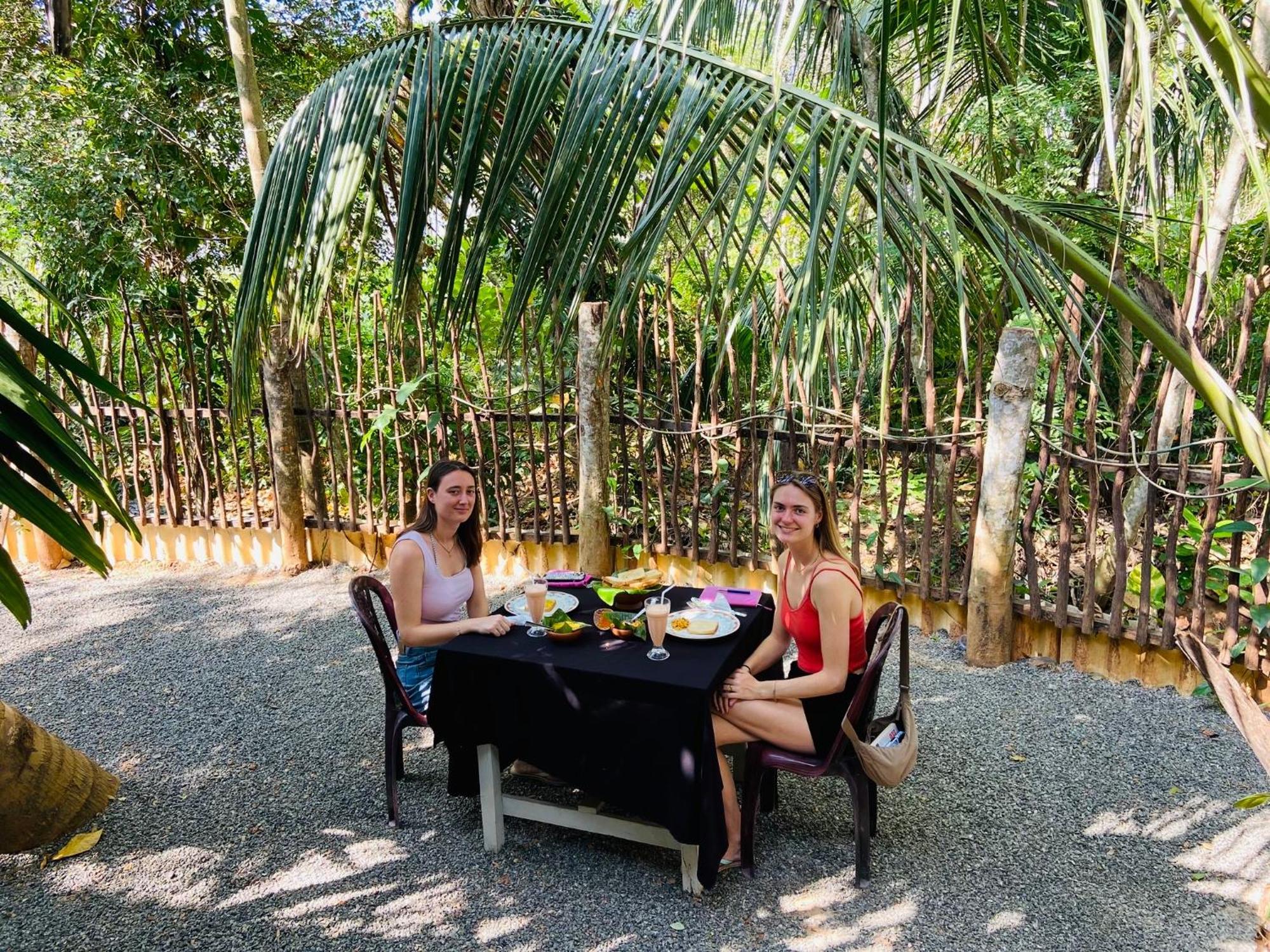 Leo Homestay 디크웰라 외부 사진