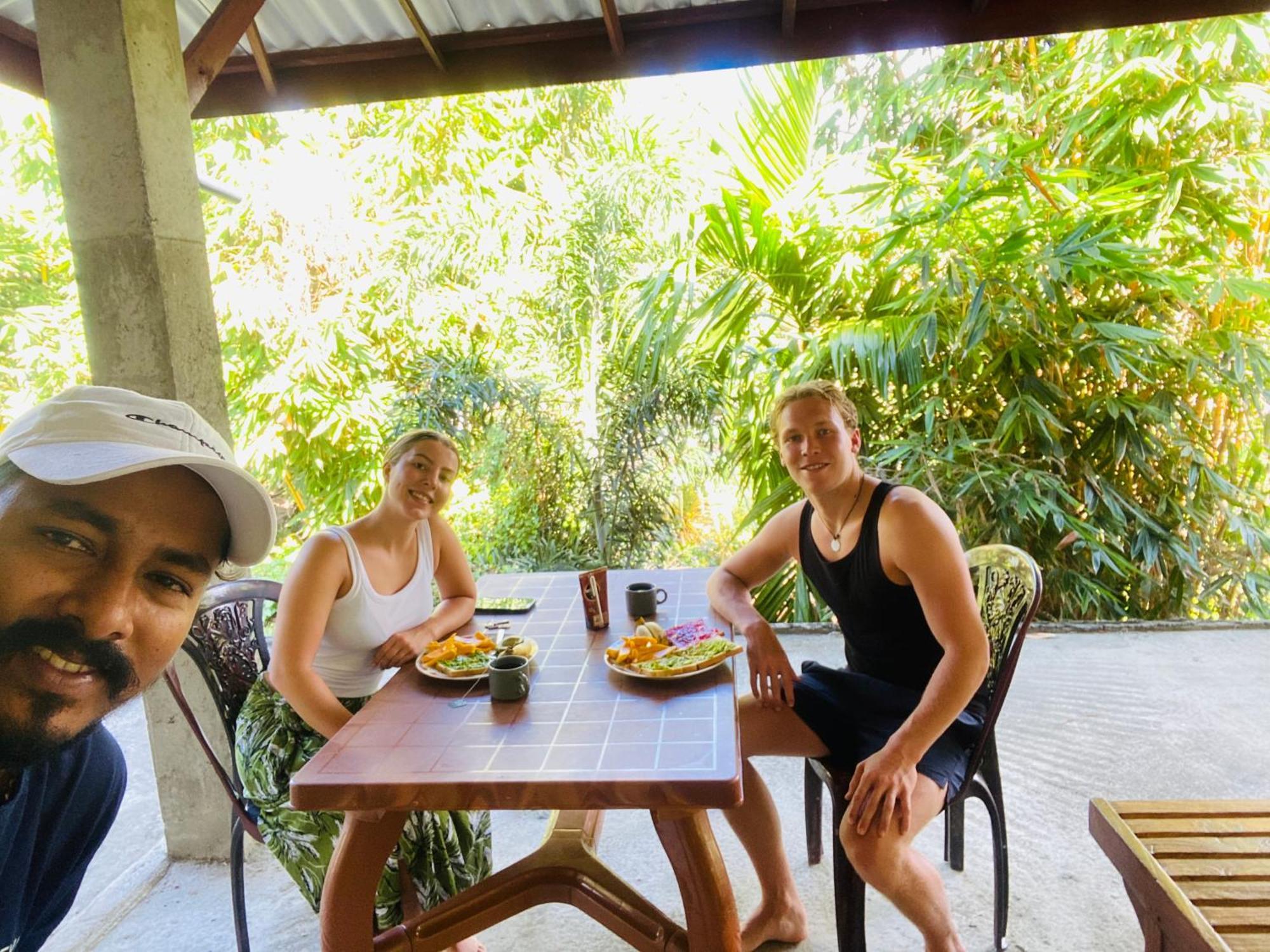 Leo Homestay 디크웰라 외부 사진