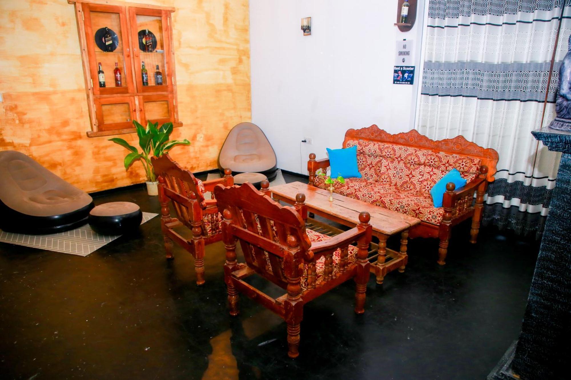 Leo Homestay 디크웰라 외부 사진